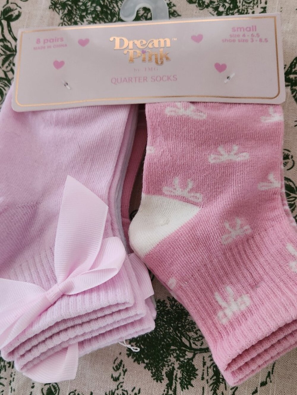 8 Pair Dream Pink Girl's Quarter Socks with Pink Bow Motif Size Small